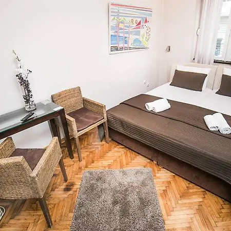 Piano Cube Apartment